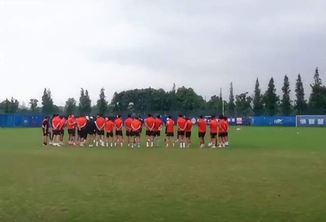 高h双性大肚不许穿内裤h调教